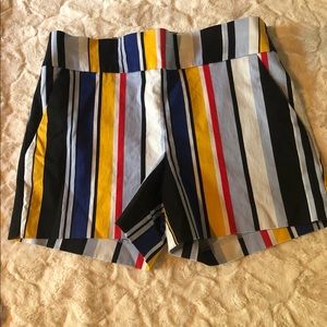 New York & Company Shorts M